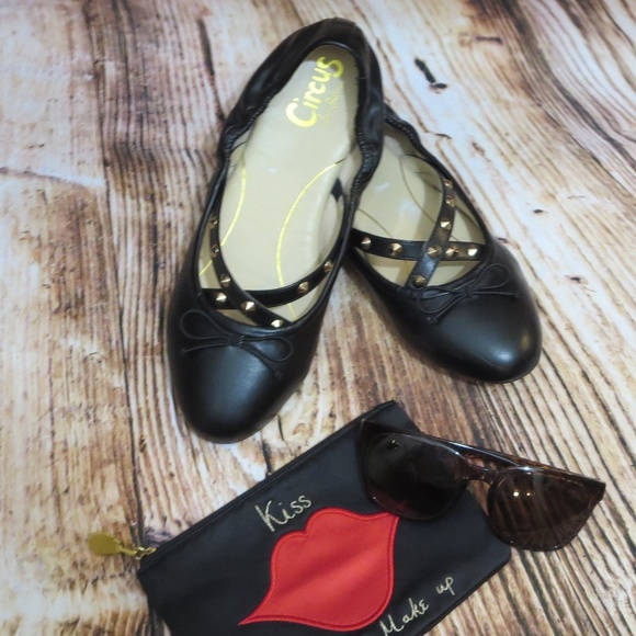 Sam Edelman Shoes - Sam Edelman 10W Cayanne Black Studded Flats